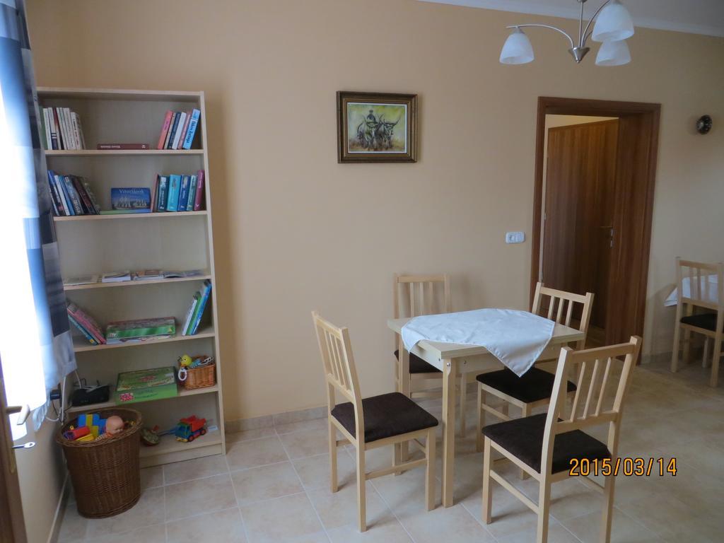 Kiserdő Vendégház Rajka Extérieur photo